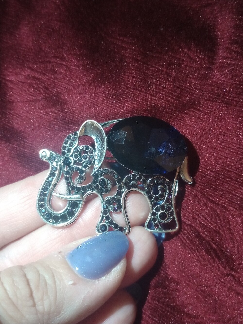 Elegant Deep Purple Crystal And Silver Tone Elephant Brooch